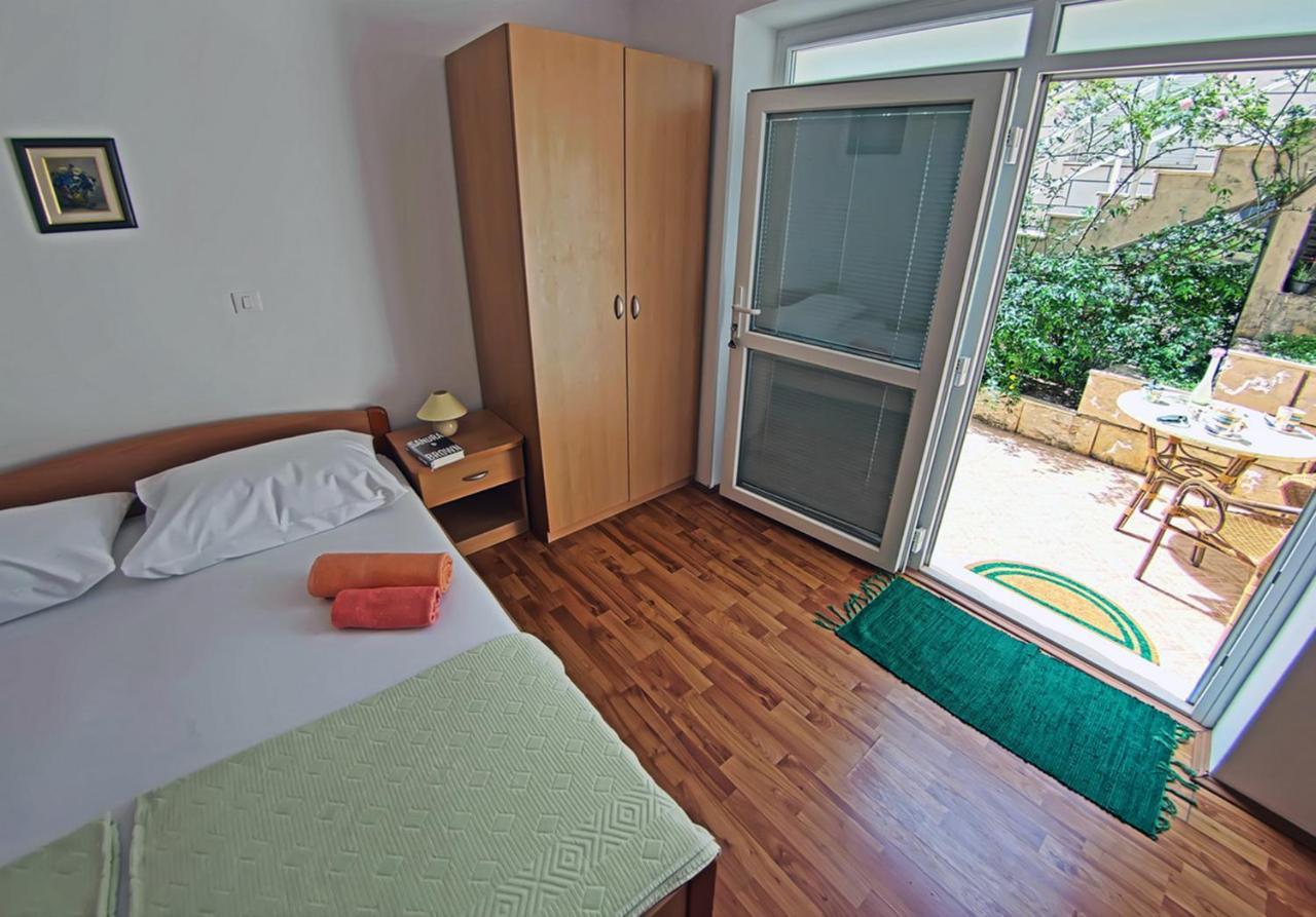 Lora Sea & Oldtown View With Parking *